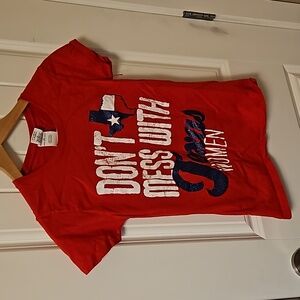 🌟3/$25🌟 Don't Mess With Texas Women Sassy Shirt, Texas, Funny t shirt